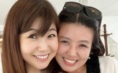 강수정, '손범수♥' 진양혜와 한 컷…"방송 30주년이라니"[TEN★]