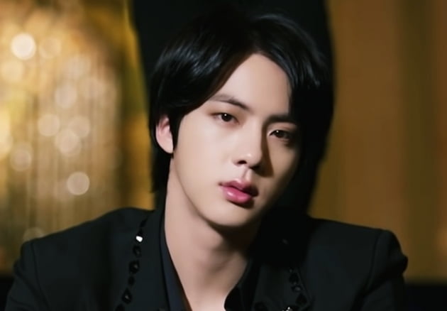 방탄소년단 진, 상파울로 '스트리트 갤러리' 에서 보인 작품세계