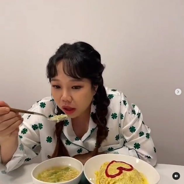 "혼자 먹기 아깝다"…'만삭' 홍현희, ♥제이쓴이 차린 단출한 밥상…진수성찬 아니라도 '행복' [TEN★]