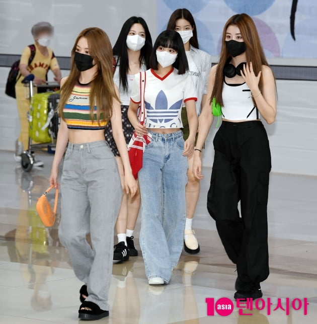 [TEN 포토] 르세라핌 '여친룩의 정석'