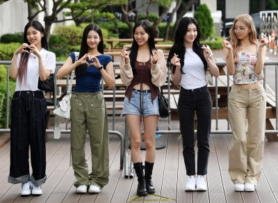 [TEN 포토] 있지 '방송국을 밝히는 요정들'