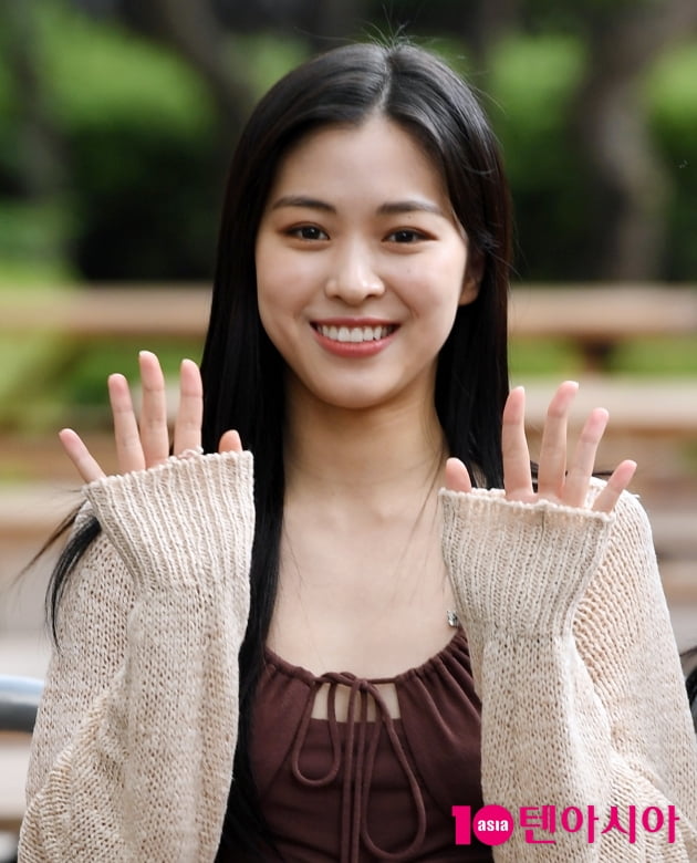 [TEN 포토] 있지 류진 '예쁘다는 말로는 부족해'