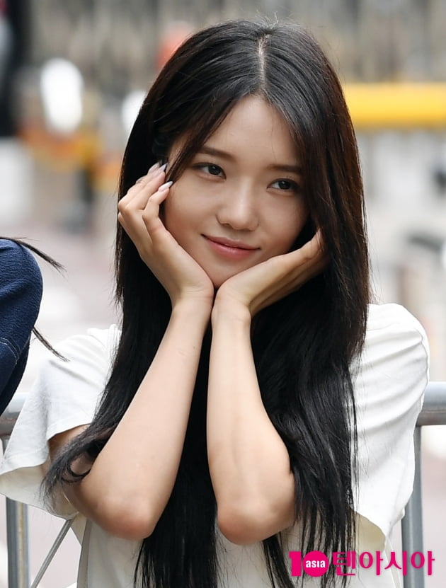 [TEN 포토] 프로미스나인 노지선 '너무 이쁘죠'