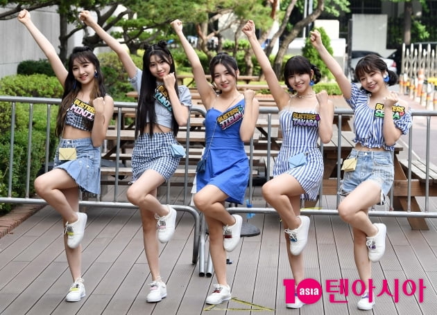 [TEN 포토] 버스터즈 ''여름인걸' 휴가 떠날까?'