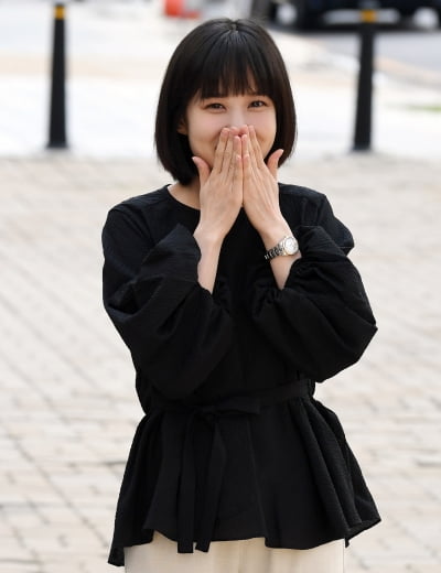 [TEN 포토] 박은빈 '수 많은 취재진에 깜짝이야'