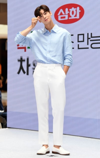 [TEN 포토] 차은우 '오늘도 열일하는 비주얼'