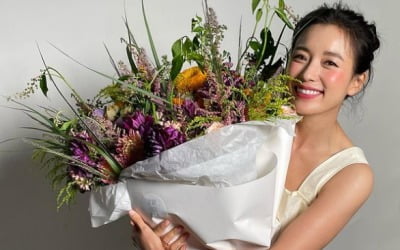 한효주, 36세 나이 안믿기는 미모…동안의 정석 여배우[TEN★]
