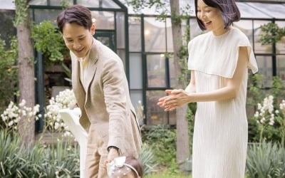 한지혜, ♥검사 남편 얼굴 '오피셜 공개'…딸이 아빠 닮았네 "아름답던 시간"[TEN★]