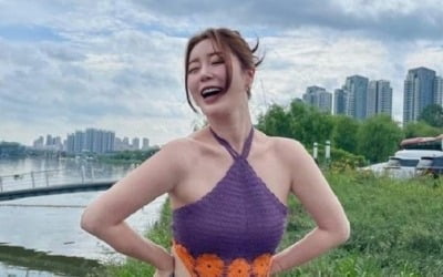 나비, 한강에서 드러낸 몸매…군살 제로 건강美 눈길[TEN★]