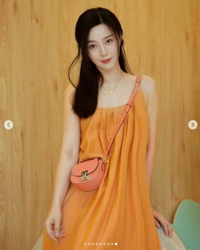 '41세' 판빙빙, '열애설'이후 더 과감해진 의상...뒤돌아보면 심쿵[TEN★]