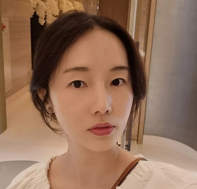 '의사♥' 이정현, 벌써 육아 퇴근? 5성급서 호캉스 즐기는 호랑이띠맘[TEN★]