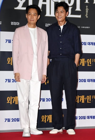 [TEN 포토] 이정재-정우성 '훈훈한 투 샷'
