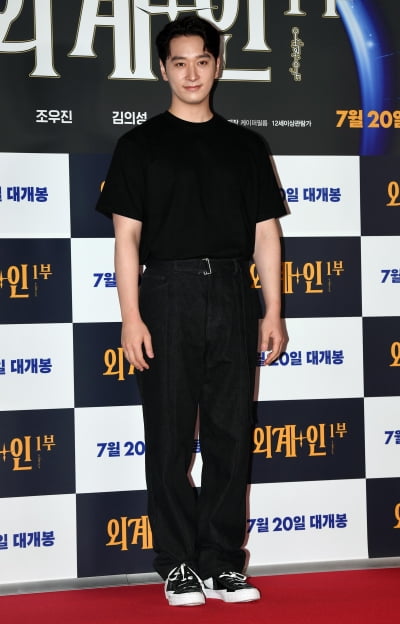 [TEN 포토] 황찬성 '훈훈한 비주얼'