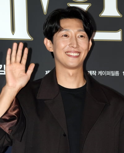 [TEN 포토] 강기영 '대세배우의 여유'