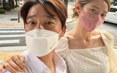 "민낯인데 예뻐보여"…임창정, 5cm 더 큰 ♥서하얀과 테헤란로 데이트[TEN★]