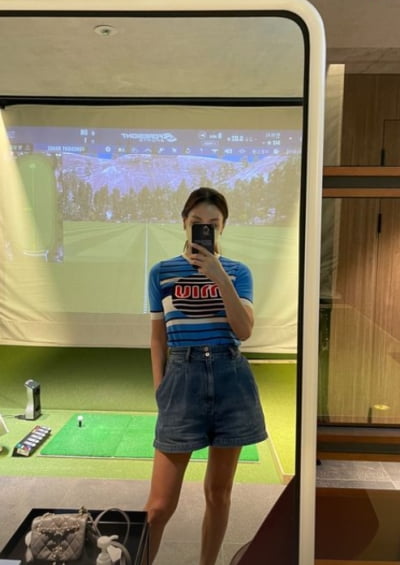 '장동건♥' 고소영, 가녀린 각선미...바비인형 몸매[TEN★]