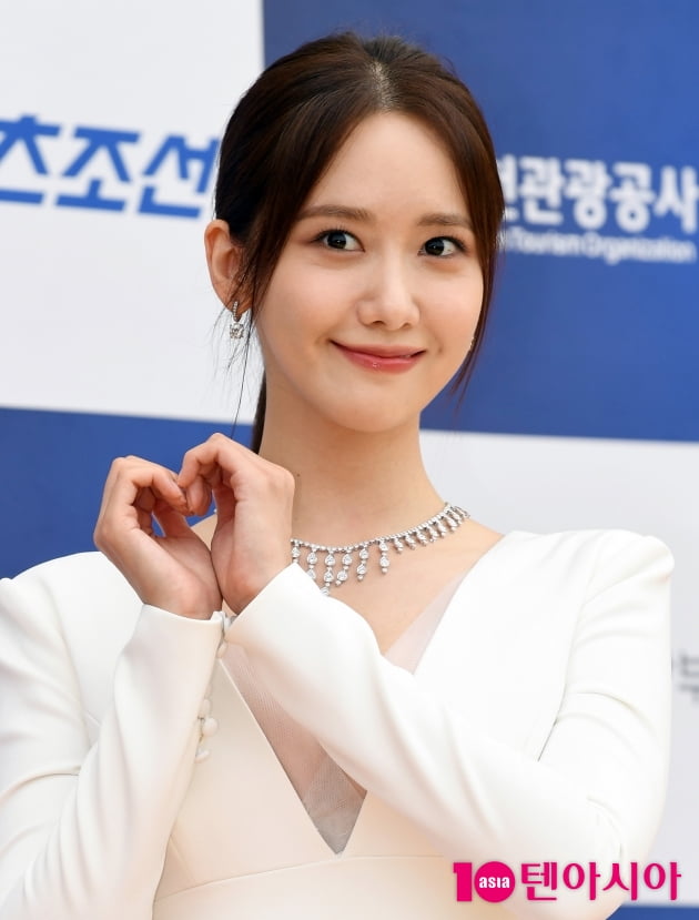 [TEN 포토] 윤아 '미모가 반찍빈찍'
