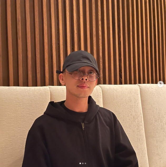 유아인, 행복한 자유인 근황..."전 요즘 그냥 이러고 다녀요"[TEN★]