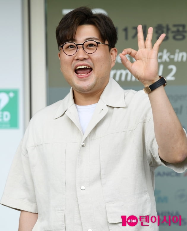 [TEN 포토] 김호중 '여러분 오케이~'