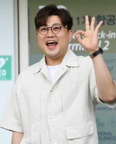 [TEN 포토] 김호중 '여러분 오케이~'