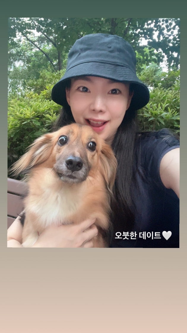 "오붓한 데이트"…'윤남기♥' 이다은, 9월 결혼식 앞두고 장난기 가득한 새신부 [TEN★]