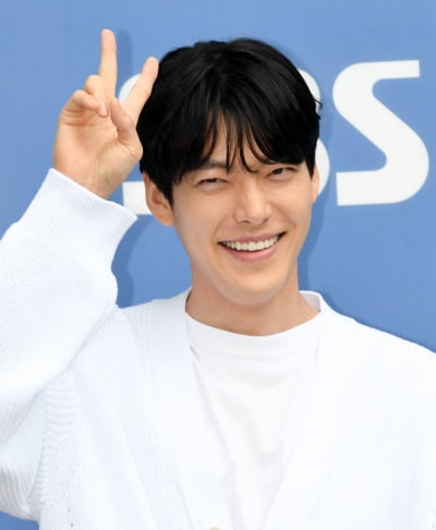 [TEN 포토] 김우빈 '반전매력'