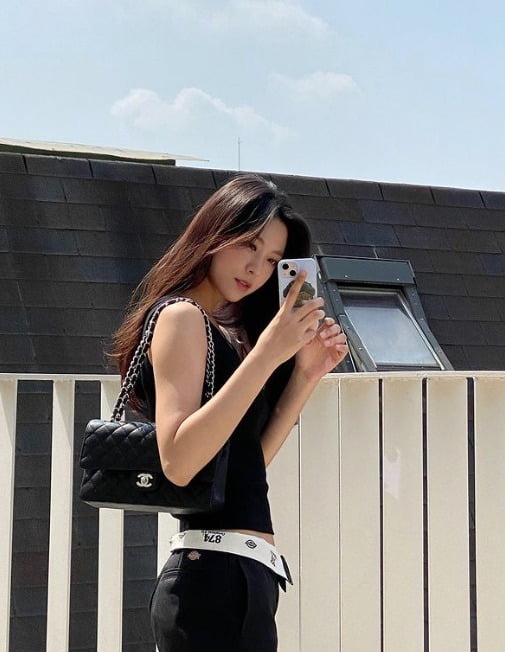 사진= 설현 인스타그램