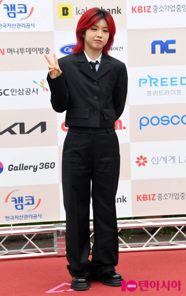[TEN 포토] 아이키 '상 받으러 왔어요'