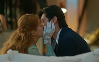 [종합] 서현♥나인우, 뜨거운 입맞춤…그걸 지켜보는 기도훈 ('징크스의 연인')