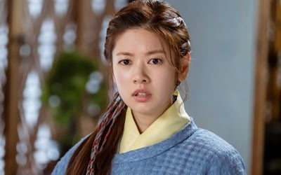 정소민, 이재욱 앞 '뚝딱 모드'…'입덕 부정기' 돌입 ('환혼')