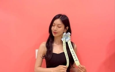 김소연, 인간 화환으로 변신한 여배우…♥이상우도 반한 '꽃미모'[TEN★]