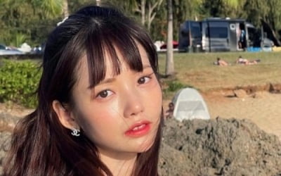 하연수, 하와이에서 입은 'C사 수영복'…꼬부기의 절제된 섹시美[TEN★]