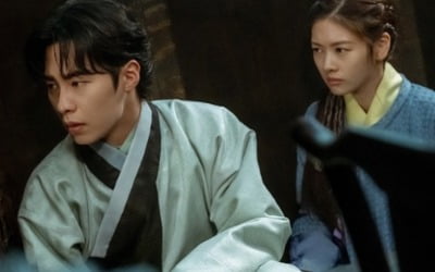 이재욱·정소민 앞에서 칼 빼든 조재윤…위기일발('환혼')