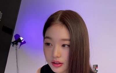 장원영, 'MZ세대 아이콘'의 명품 비주얼…오늘도 '예쁨주의보'[TEN★]