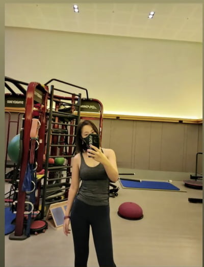 황정음, 날씬+글래머 몸매…'애둘맘' 맞아? [TEN★]