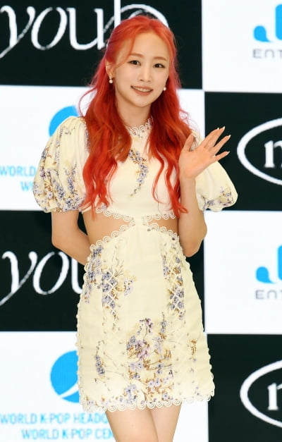 [TEN 포토] 카라 출신 니콜 '8년만에 컴백'