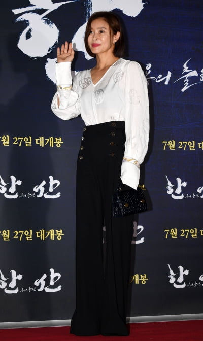 [TEN 포토] 예지원 '한산 응원해요'