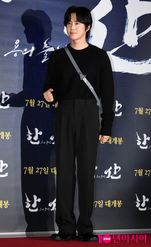 [TEN 포토] 엑소 수호 '그림자 마저 멋짐'