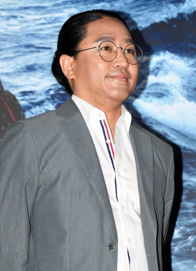 [TEN 포토] 김한민 감독 '천만을 향해 출정하라~'