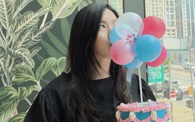 '이필모♥' 서수연, 청담동 CEO다운 베이비샤워…운영 업장에서 '행복한 미소'[TEN★]