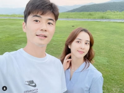 기성용, 8세 연상 ♥한혜진과 달달한 투 샷..."나만 늙어가는 느낌"[TEN★]