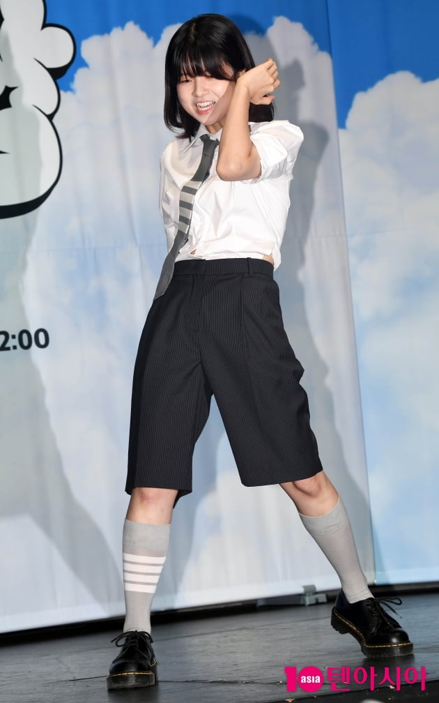 [TEN 포토] 서기 '방탄소년단 지민이 최애입니다'