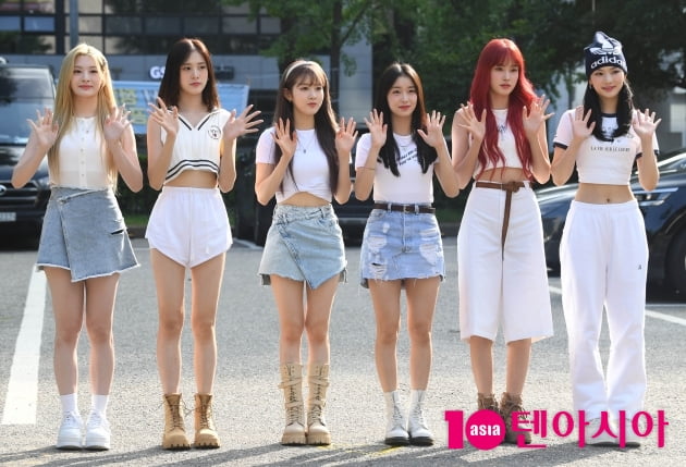 [TEN 포토] 스테이씨 '뷰티풀 몬스터의 상큼한 인사' 