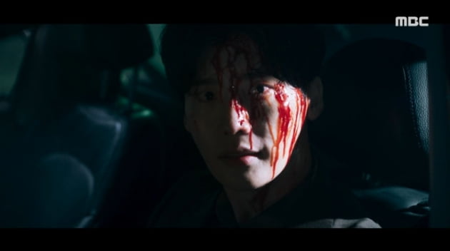 [종합] 이종석, ♥임윤아와 부부 생활→피칠갑 교통사고…'빅마우스' 첫방부터 최고 7.8%