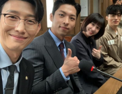 '권모술수' 주종혁, '우당탕탕' 박은빈과 엄지척…구교환·강기영도 한자리에[TEN★]