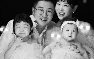 "둘에서 넷, 귀엽고 전쟁 같아"…'결혼 5주년' 이지혜♥문재완, 리마인드 웨딩[TEN★]