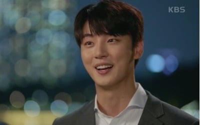 [종합] 윤시윤, 유부남 된다…'♥배다빈'에 프러포즈 ('현재는 아름다워')