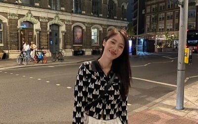 비비지 신비, 런던에서 전한 근황…러블리 미소 '눈길'[TEN★]