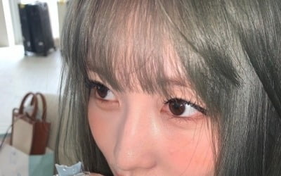 트와이스 모모, 초근접샷에도 굴욕無…천상 아이돌 비주얼[TEN★]