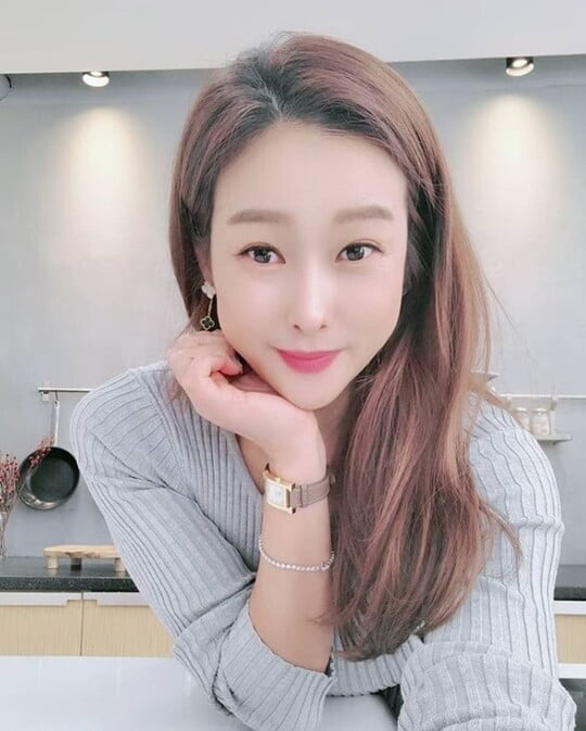 (사진=현영 SNS)